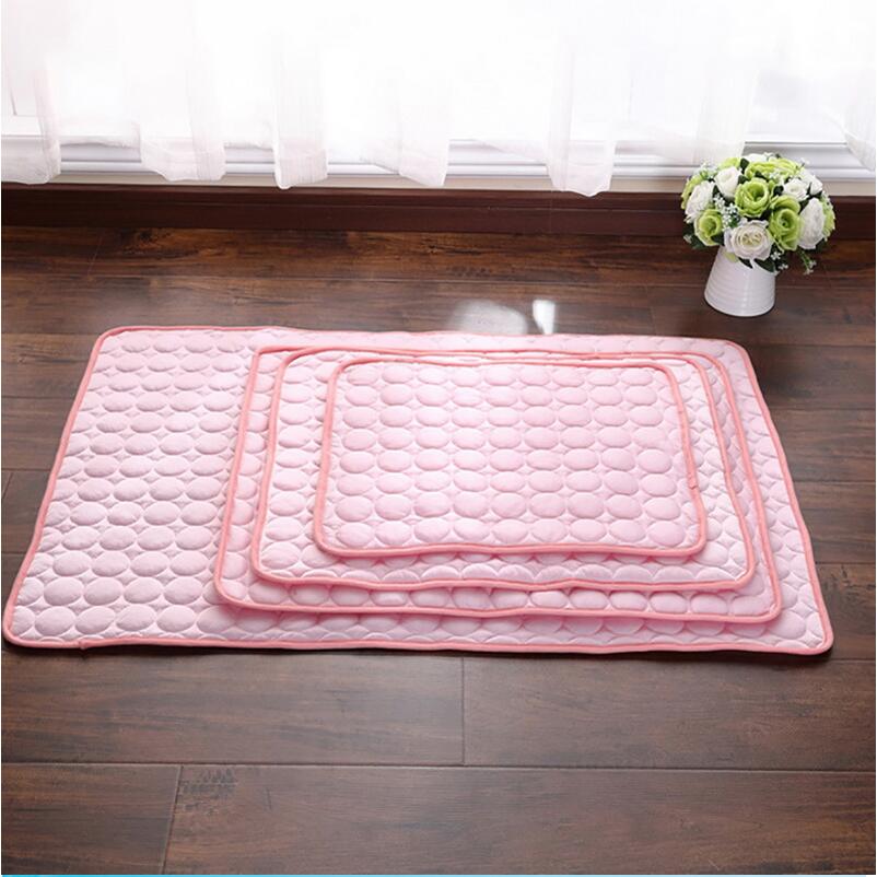 Cool-Touch Pet Mat for Dogs & Cats