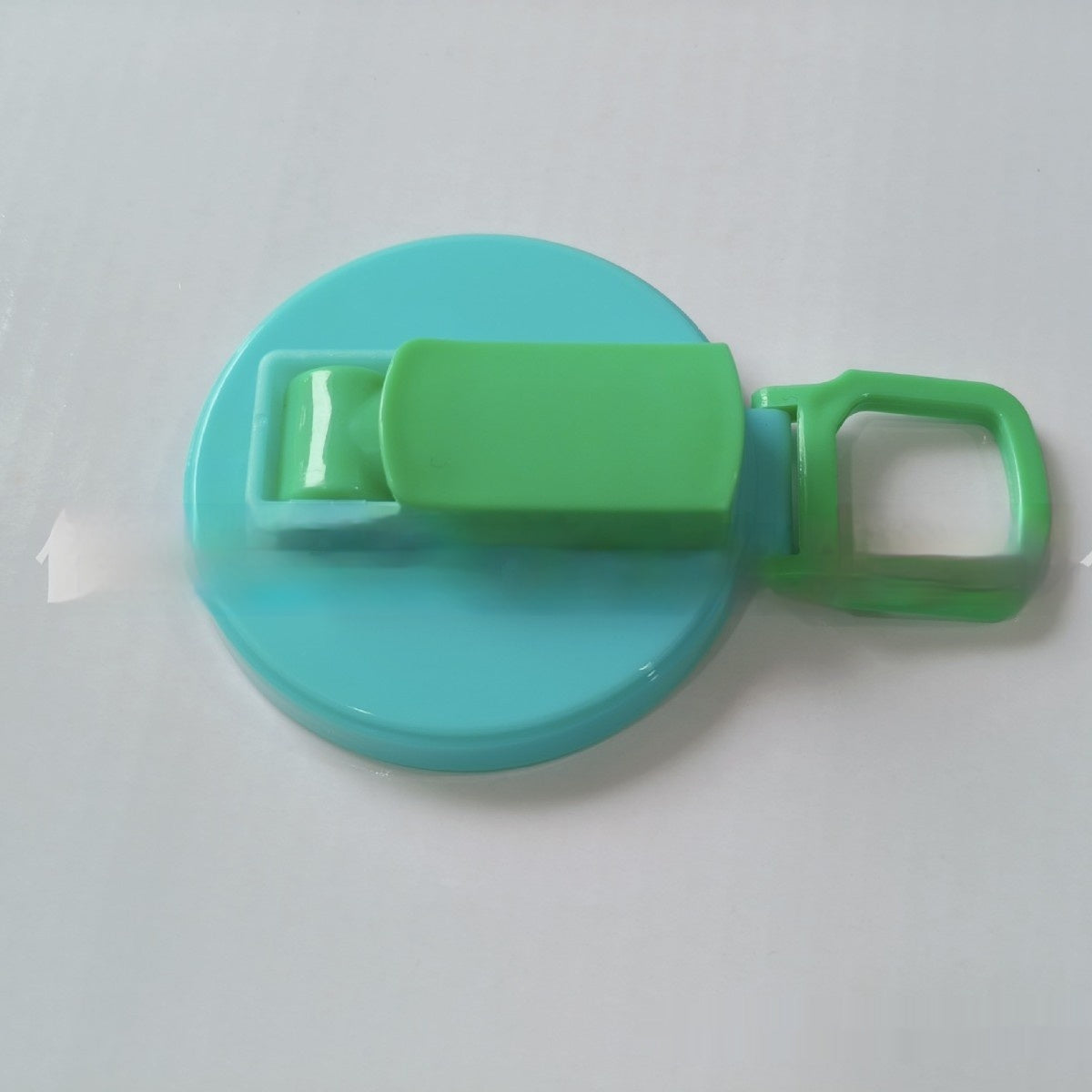 Reusable Soda Can Lid with Straw